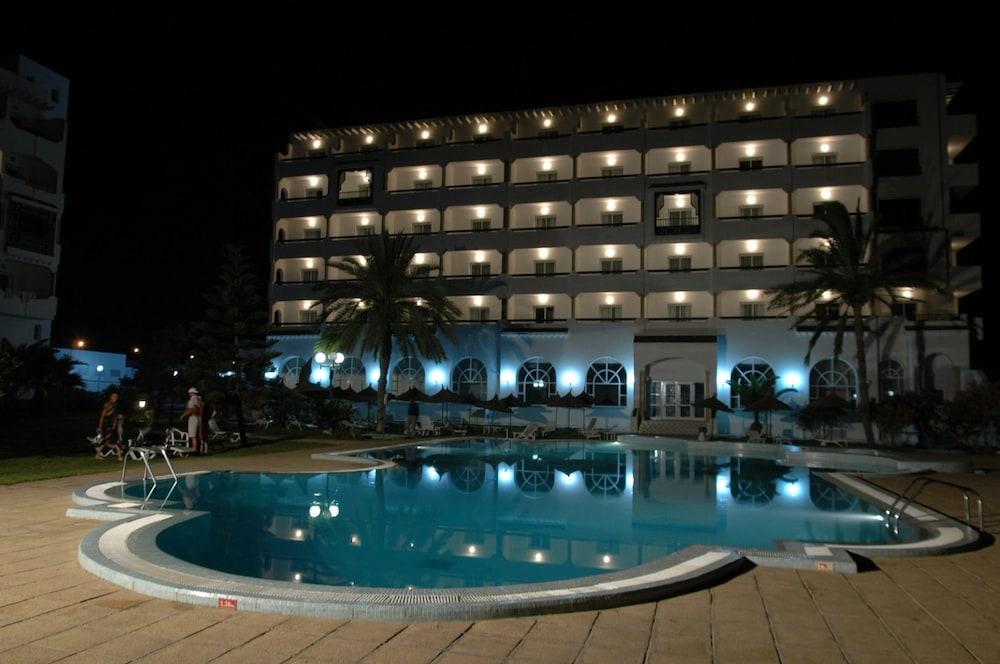 Hotel Royal Jinene Sousse Bagian luar foto